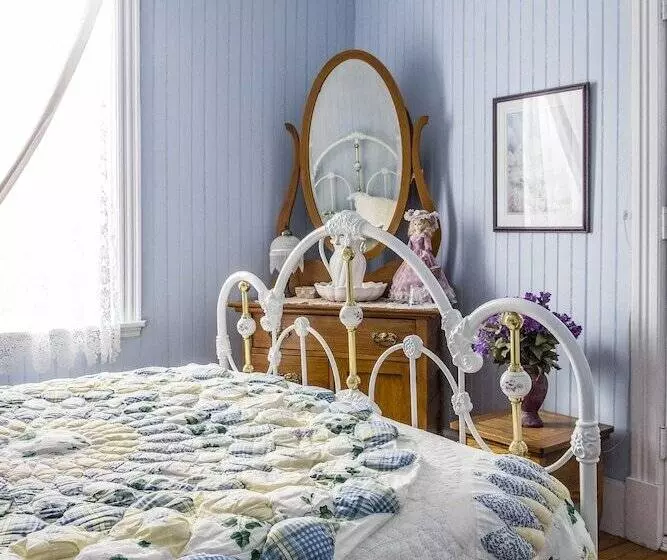 Aamiaismajoitus (B&B) Gite Des Lilas