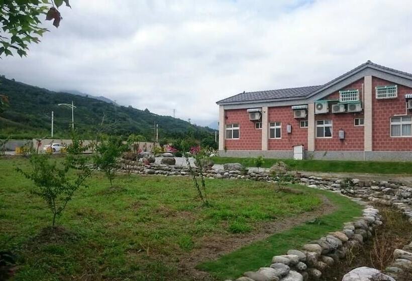 Jiang Shui Village B&b