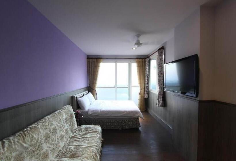 تختخواب و صبحانه Joy Garden