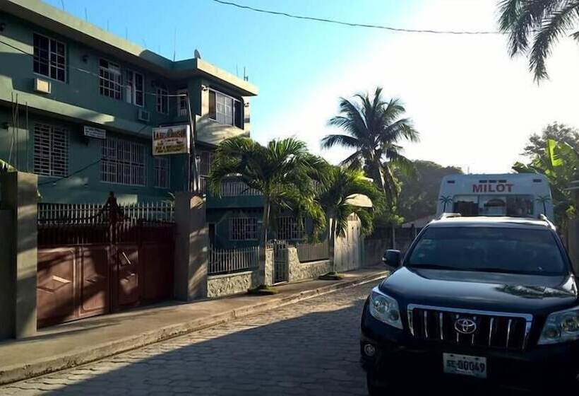 تختخواب و صبحانه La Belle Maison Milot