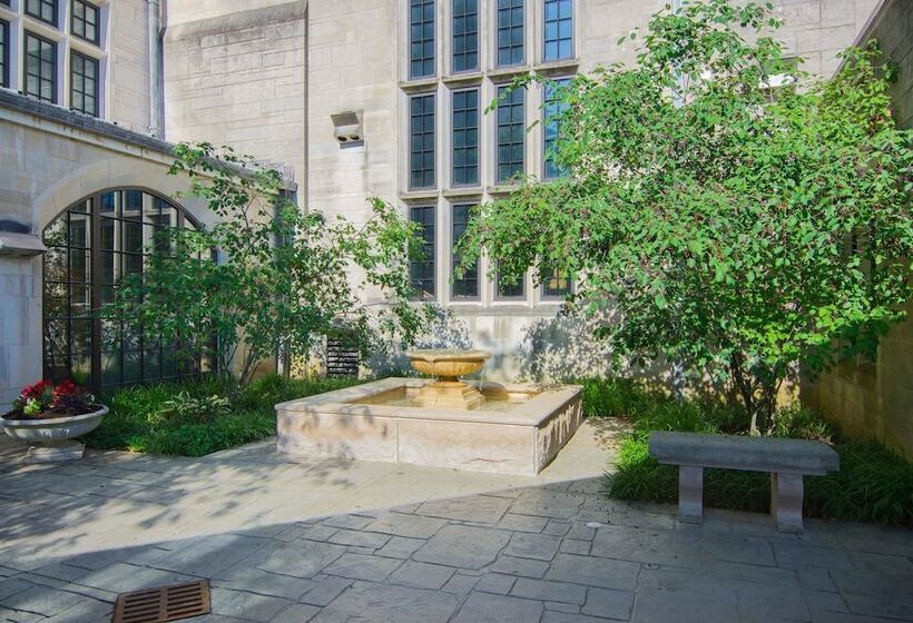 Biddle Hotel And Conference Center