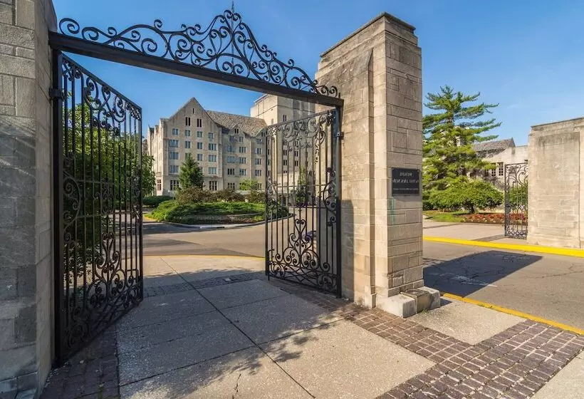 Biddle Hotel And Conference Center