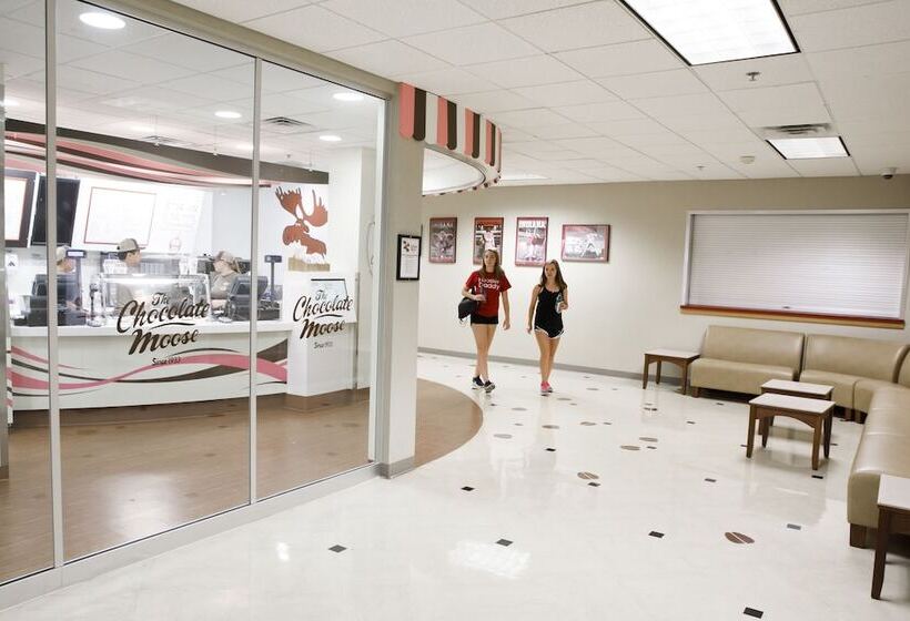 Biddle Hotel And Conference Center