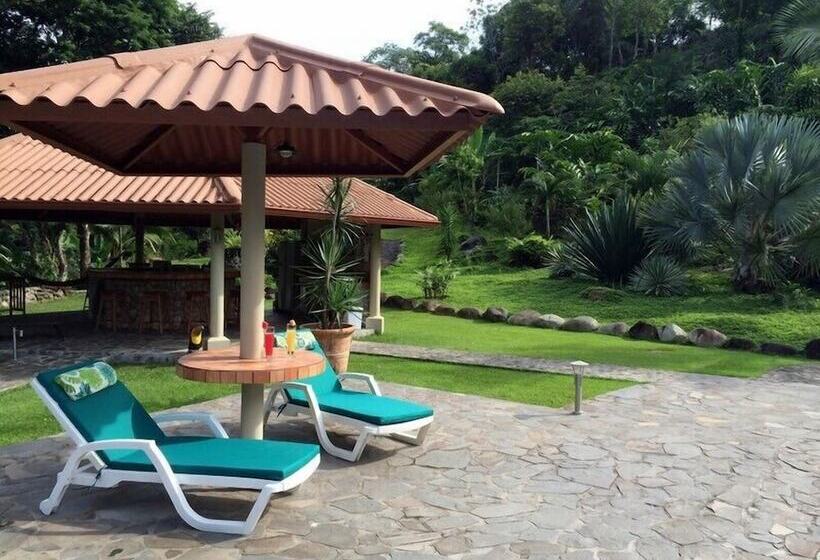 Cabanas Rio Encantado