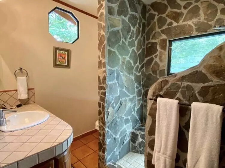 Cabanas Rio Encantado