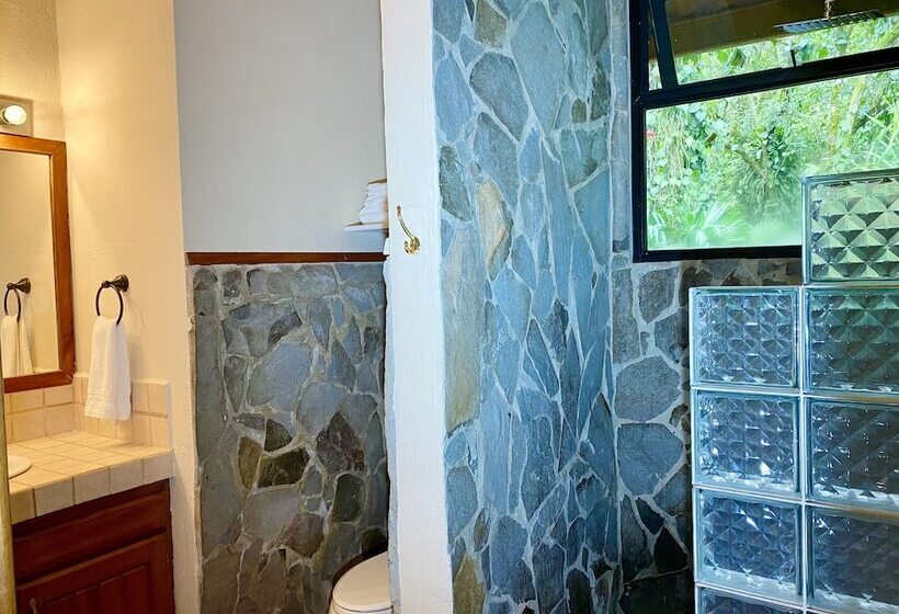 Cabanas Rio Encantado