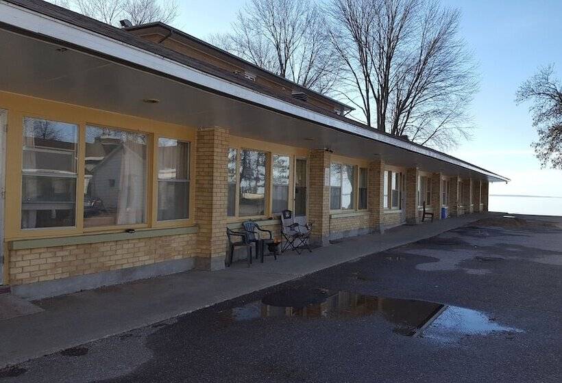 Glenwood Motel And Cottages