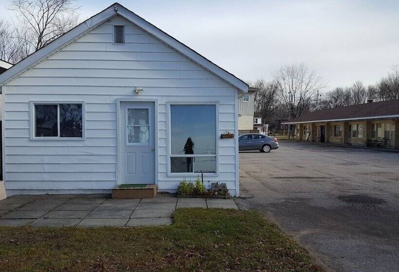 Glenwood Motel And Cottages
