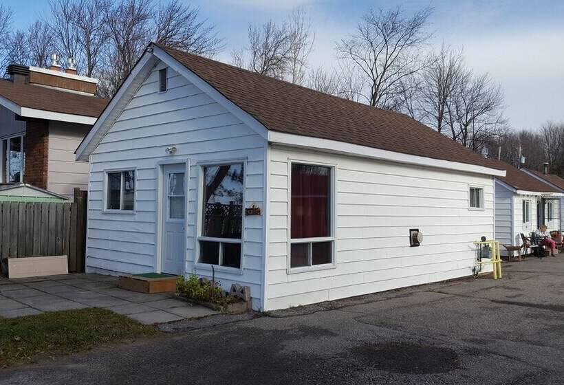 Glenwood Motel And Cottages