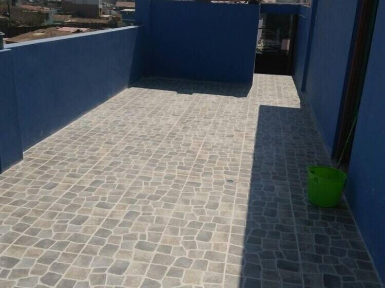 Hostal California Mollendo   Hostel