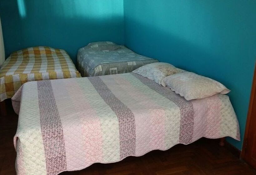 Hostal California Mollendo   Hostel