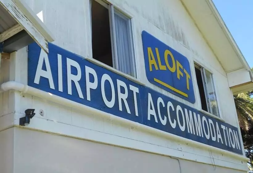 هتل Aloft Airport Accommodation