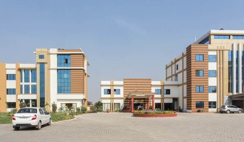 هتل Bodhi Redsunshinee Premiere