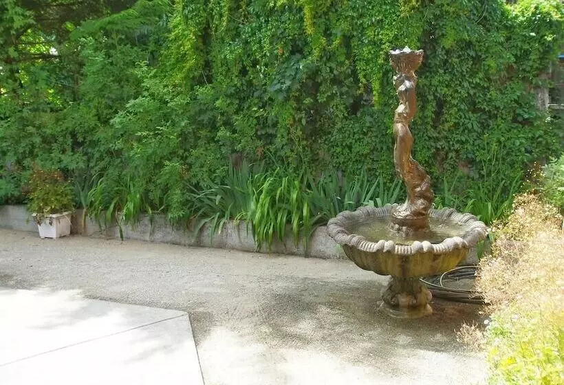 Hotelli Cumbrian Inn