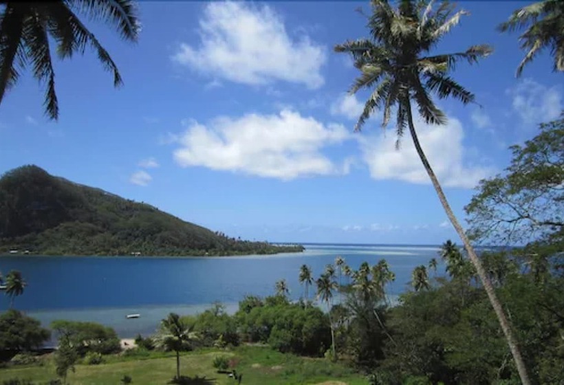 هتل Fare Oviri Lodge