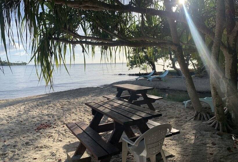 هتل Fare Oviri Lodge