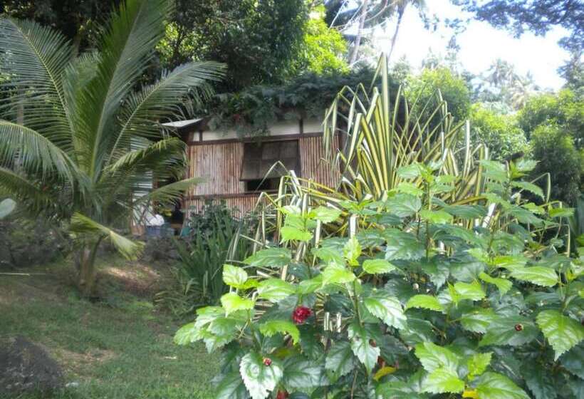 هتل Fare Oviri Lodge