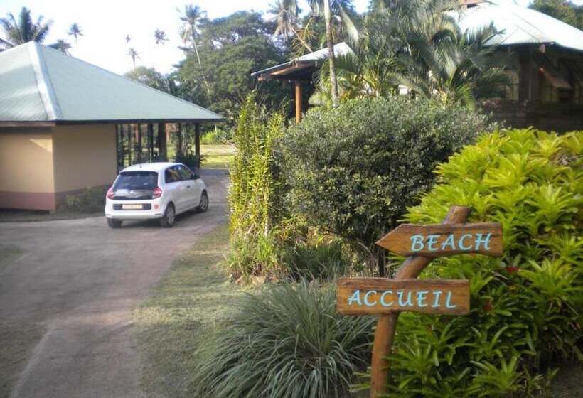 هتل Fare Oviri Lodge