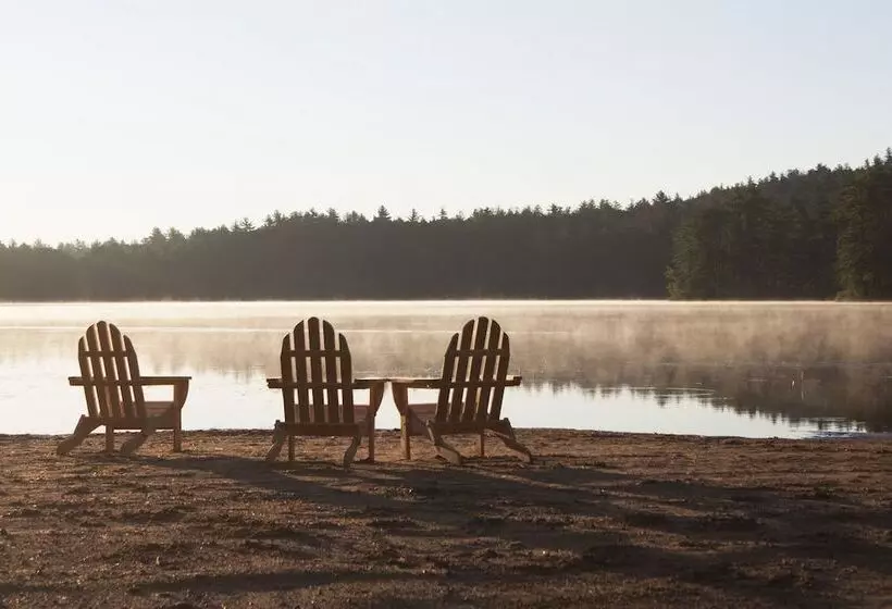 ホテル Huttopia White Mountains