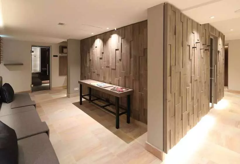 ホテル Landhaus Severin S