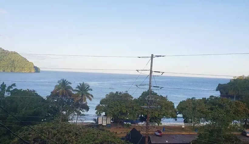 هتل Las Cuevas Beach Lodge