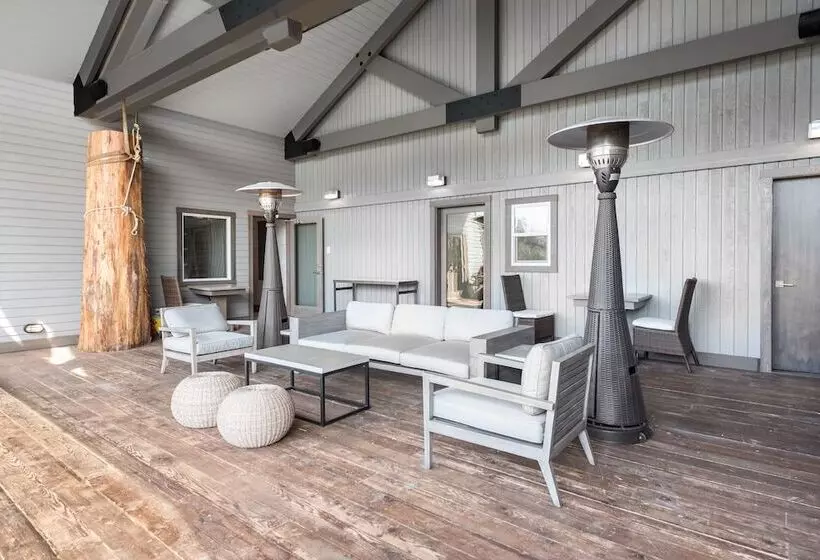 Hotelli Ocean House At Tlaga Gawtlaas