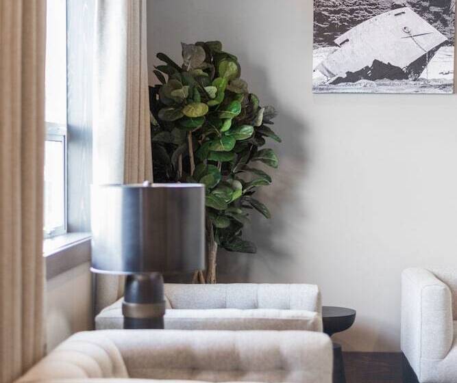 בית מלון כפרי Ocean House At Tlaga Gawtlaas