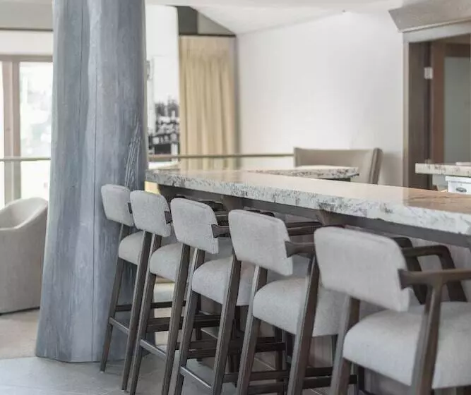 Hotelli Ocean House At Tlaga Gawtlaas