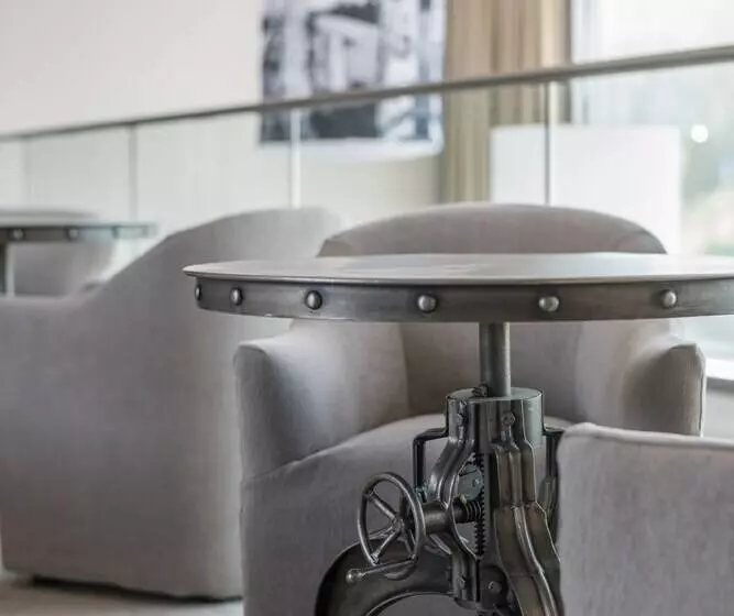 Hotelli Ocean House At Tlaga Gawtlaas