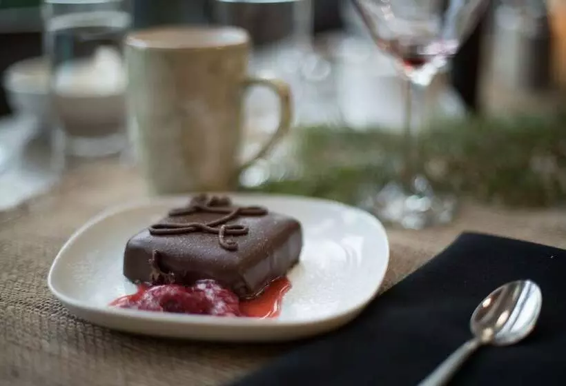 Hotelli Ocean House At Tlaga Gawtlaas