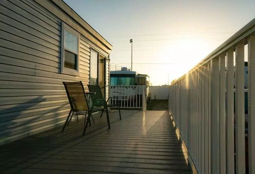 Hotelli Rainbow Village Of Largo