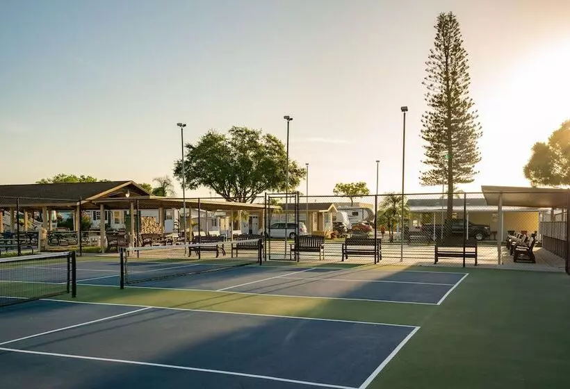 Hotelli Rainbow Village Of Largo