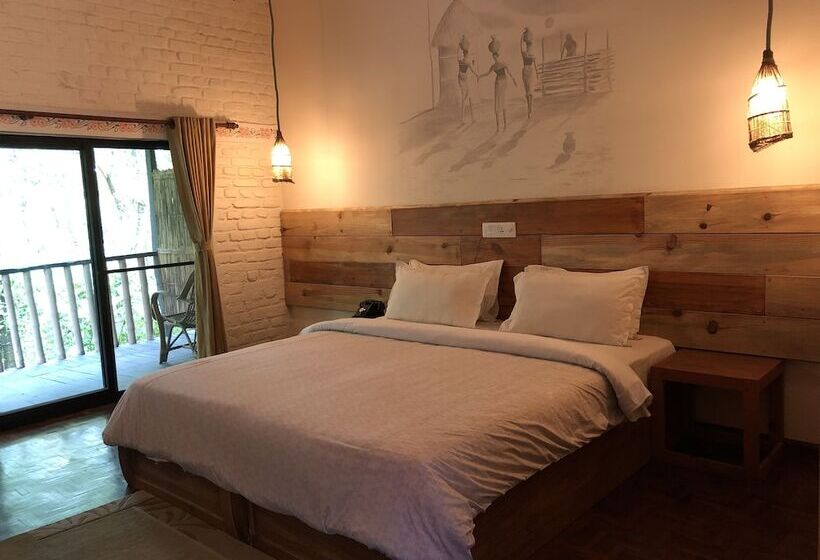 هتل Sarang Wildlife Sanctuary