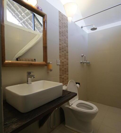 هتل Sarang Wildlife Sanctuary