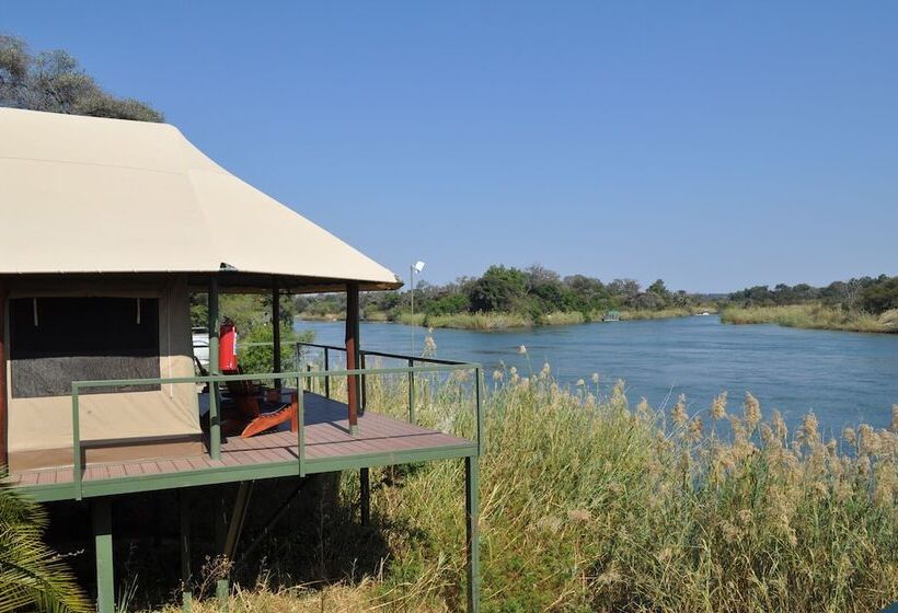 בית מלון כפרי Shametu River Lodge