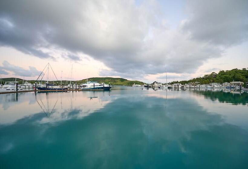 בית מלון כפרי Shoreline Apartments