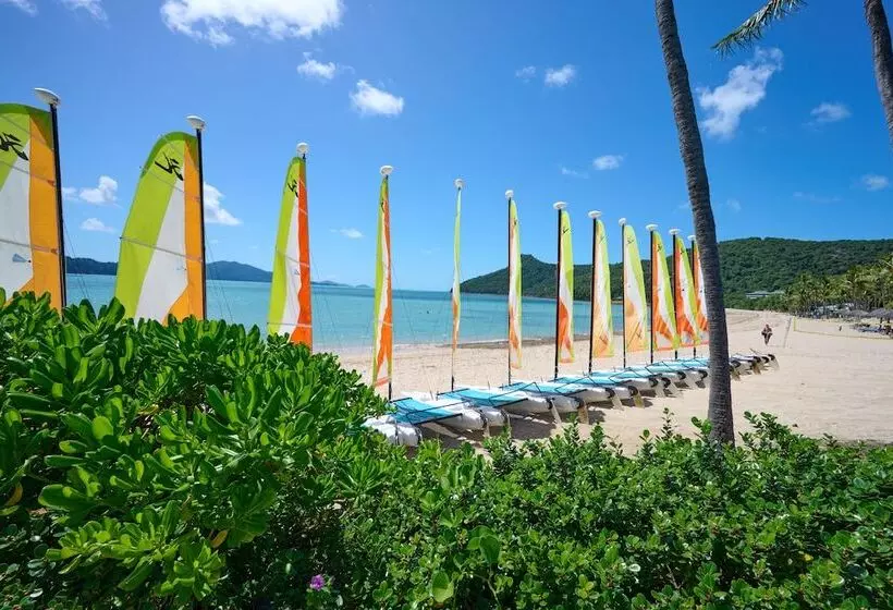 Hotelli Shoreline Apartments