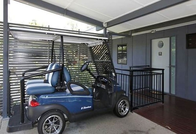 בית מלון כפרי Shoreline Apartments