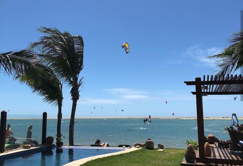 ホテル The Royal Windvillage, Waterfront Holiday Homes, Garden & Spa