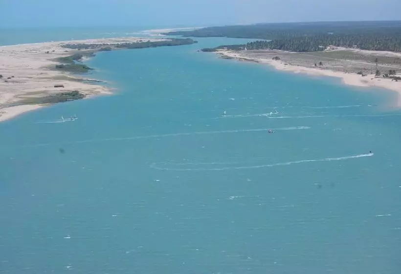 Hotelli The Royal Windvillage, Waterfront Holiday Homes, Garden & Spa