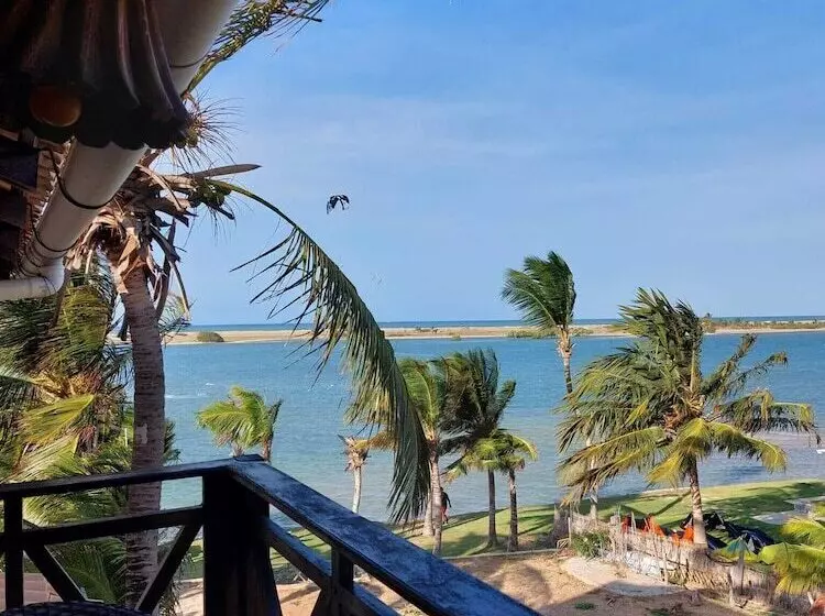 Hotelli The Royal Windvillage, Waterfront Holiday Homes, Garden & Spa