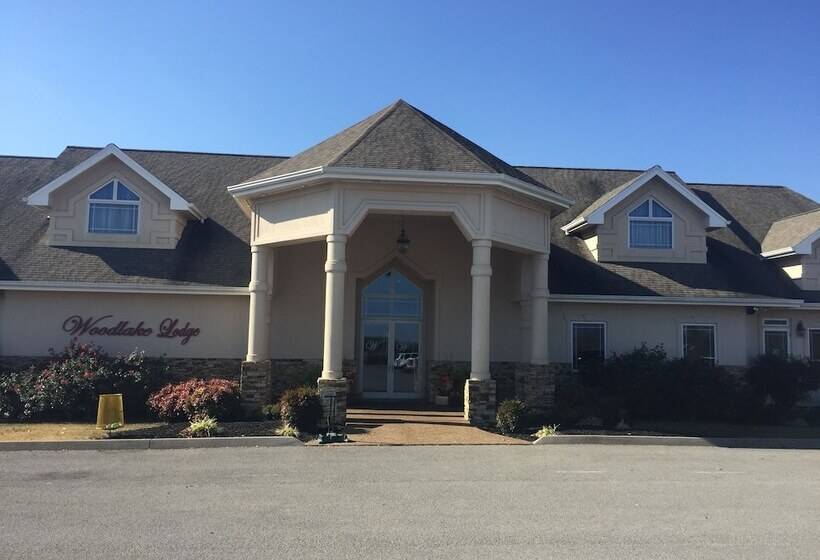 호텔 Woodlake Lodge Golf And Country Club