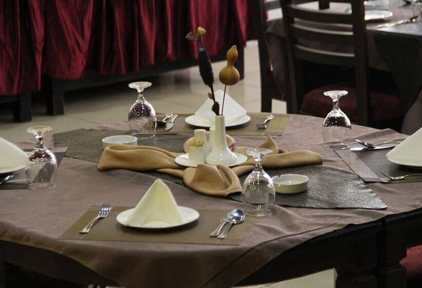 Jawabreh Hotel & Suites