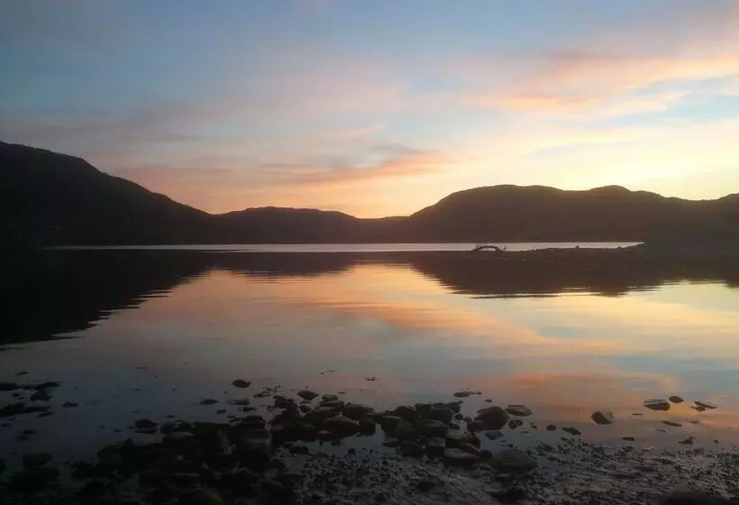 モーテル Knotty Pine Cottages