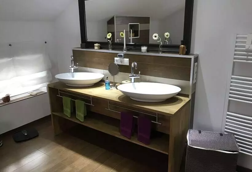 Majatalo My Home   Gästezimmer