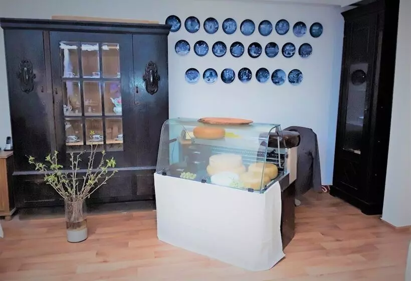 Pension, Seminarräume & Käsemanufaktur Im Leezener Hof