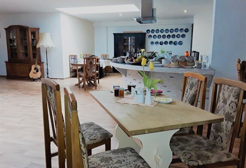 Pension, Seminarräume & Käsemanufaktur Im Leezener Hof