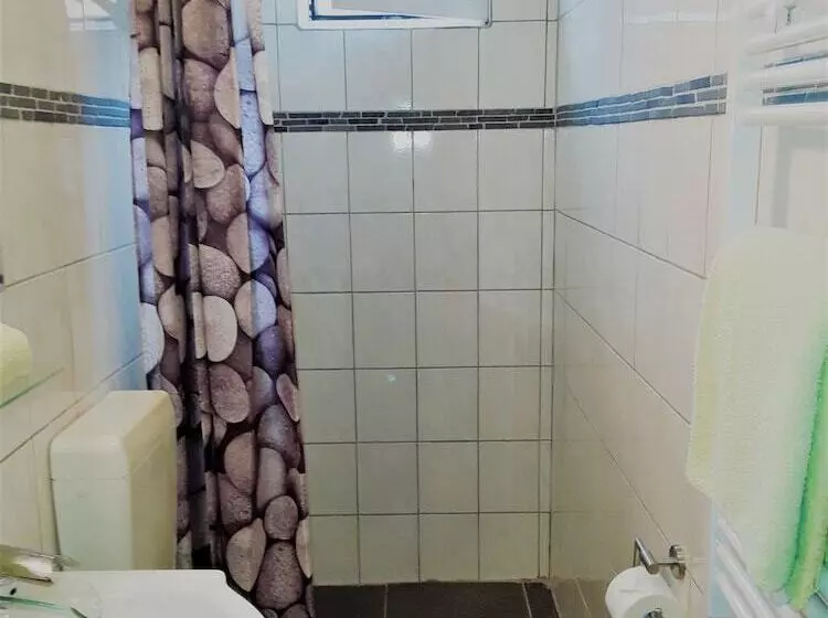 Pension, Seminarräume & Käsemanufaktur Im Leezener Hof