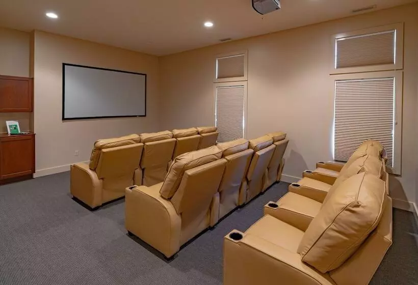 Lomakeskus Sun Outdoors Petoskey Bay Harbor