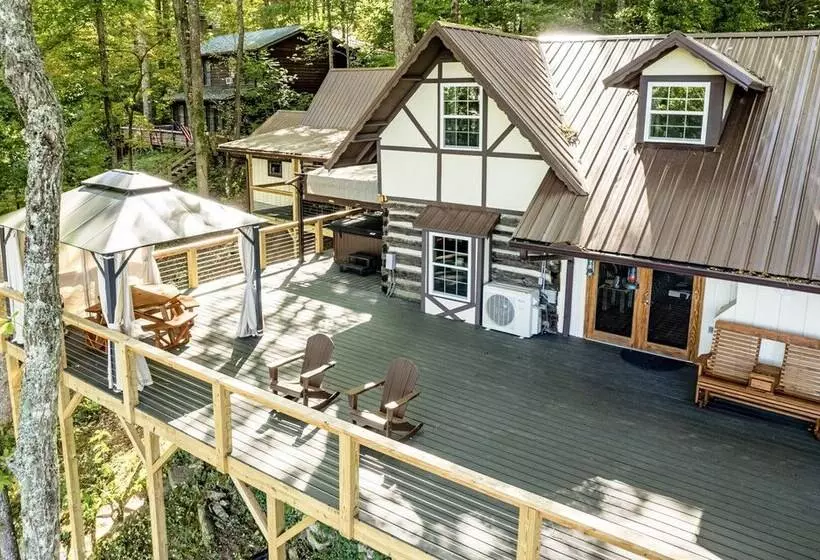 Staynantahala   Smoky Mountain Cabins And Luxury Yurts